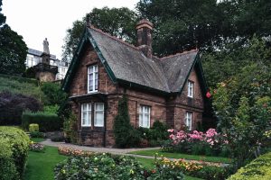 Comment assurer une maison en indivision ?