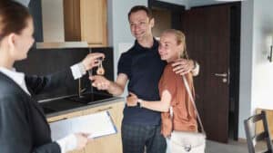 agent immobilier avec nouveaux acheteurs